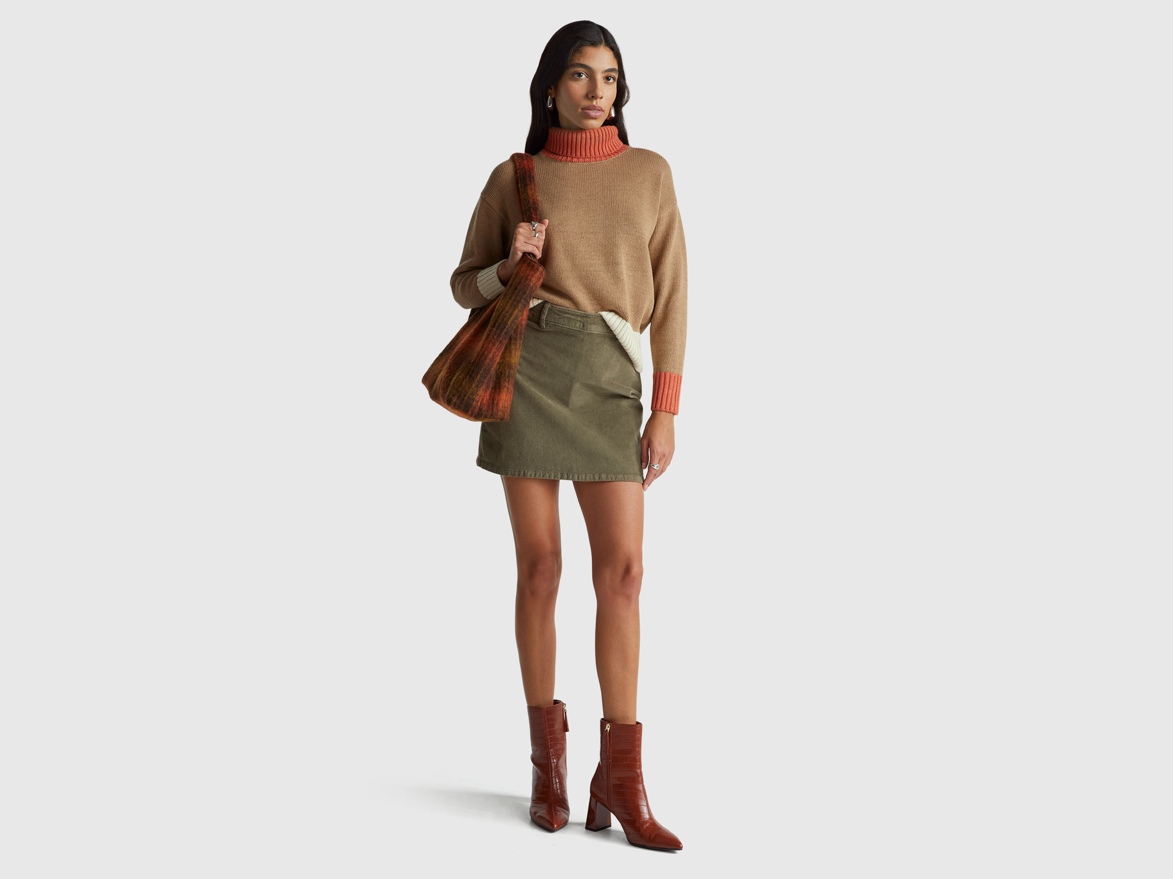 TURTLE NECK SWEATER Women image number 3